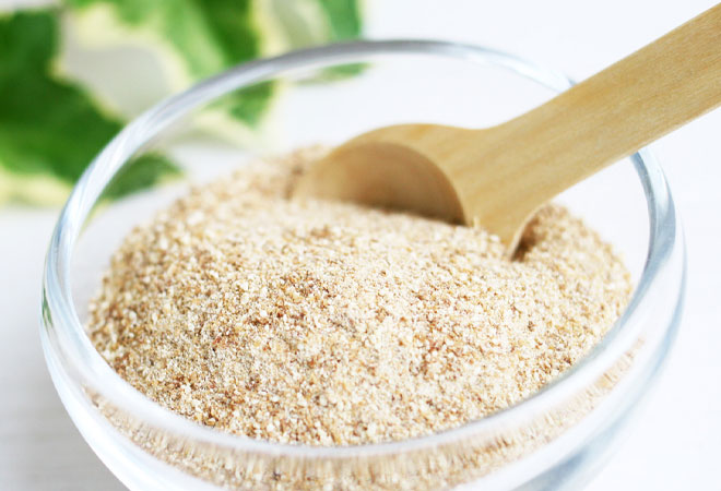 粉末とれるの成分は、米ぬか、フスマ（麦のぬか）、有益微生物だけ